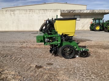Main image John Deere 1725